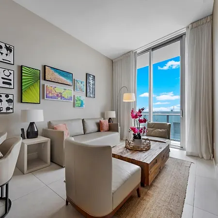 Wake Up To The Sound Of Waves In A Stylish Condo In A Luxury Resort
